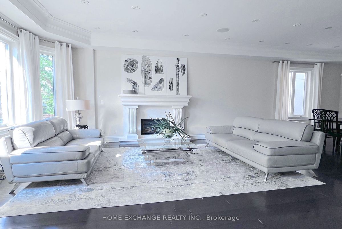 172 Alfred Avenue 172 Alfred Avenue Toronto C14