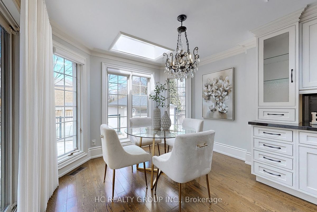 136 Kilbarry Road 136 Kilbarry Road Toronto C03