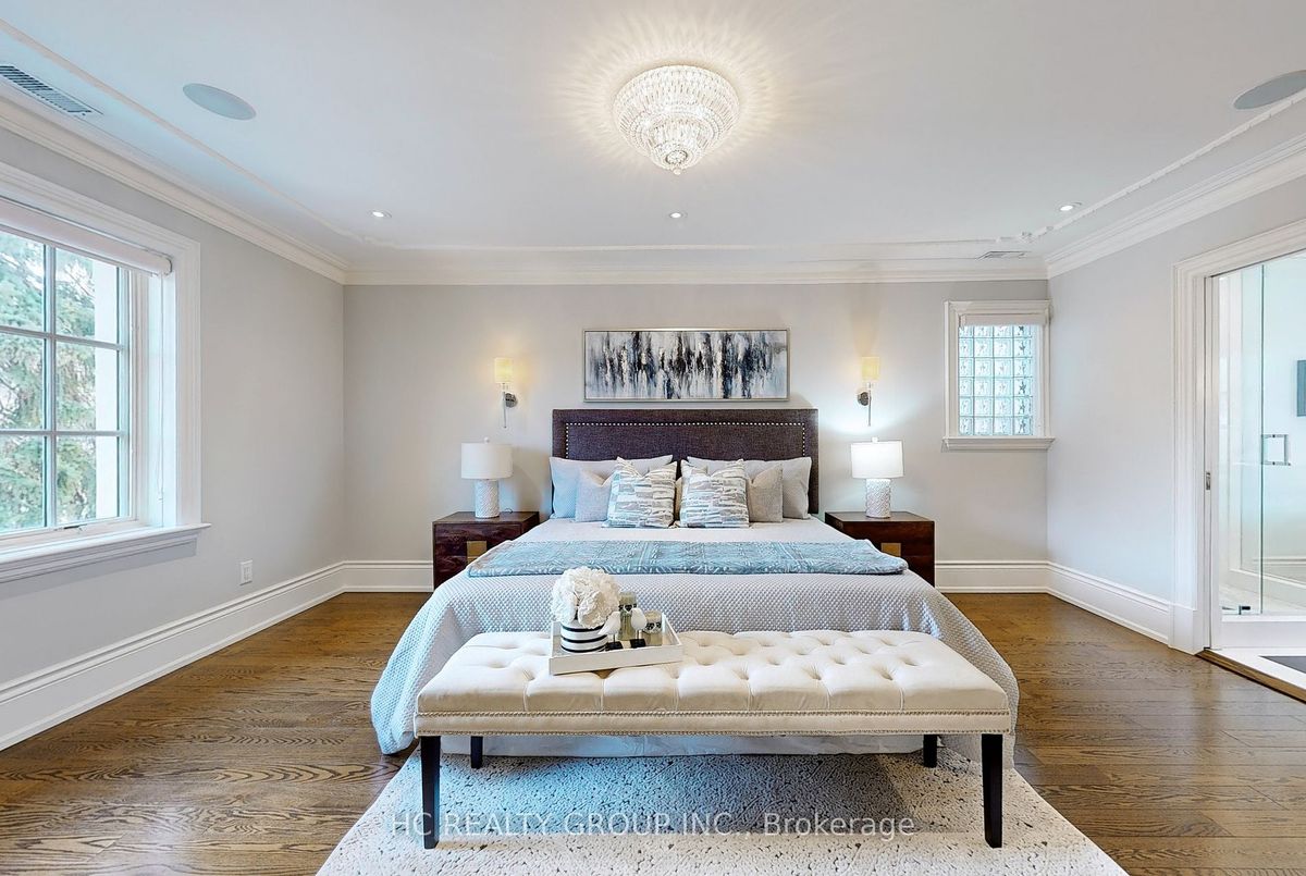 136 Kilbarry Road 136 Kilbarry Road Toronto C03