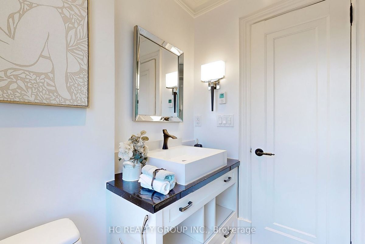 136 Kilbarry Road 136 Kilbarry Road Toronto C03