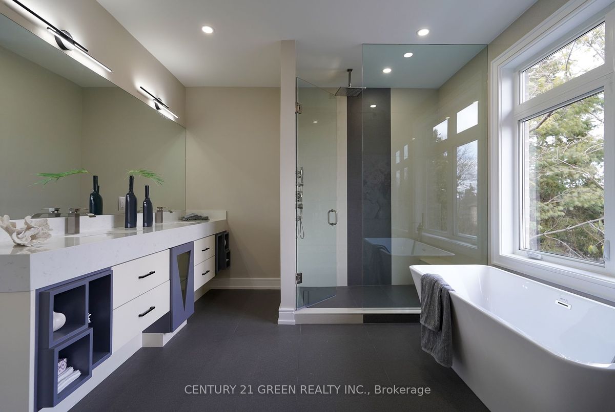 49 Grantbrook St 49 Grantbrook St Toronto