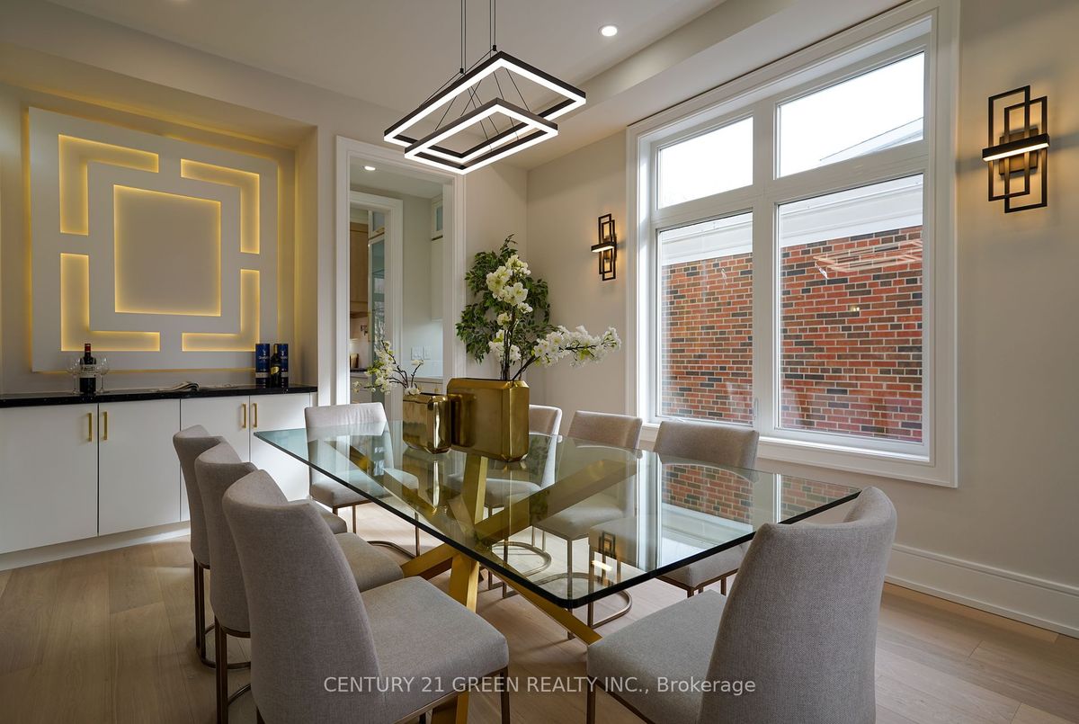 49 Grantbrook St 49 Grantbrook St Toronto