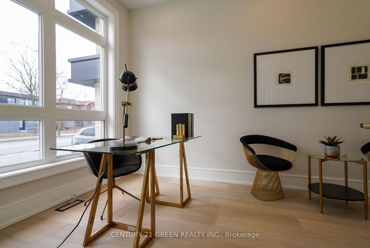 49 Grantbrook St 49 Grantbrook St Toronto