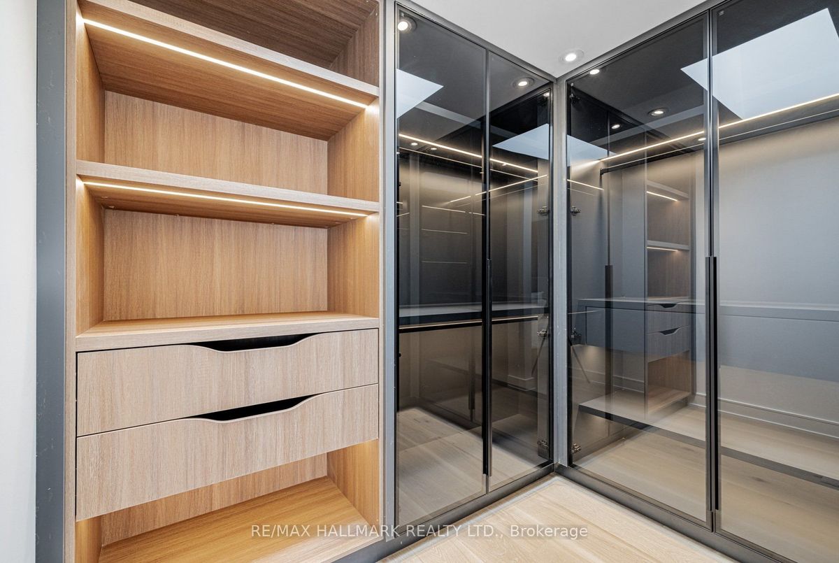 img-gallery