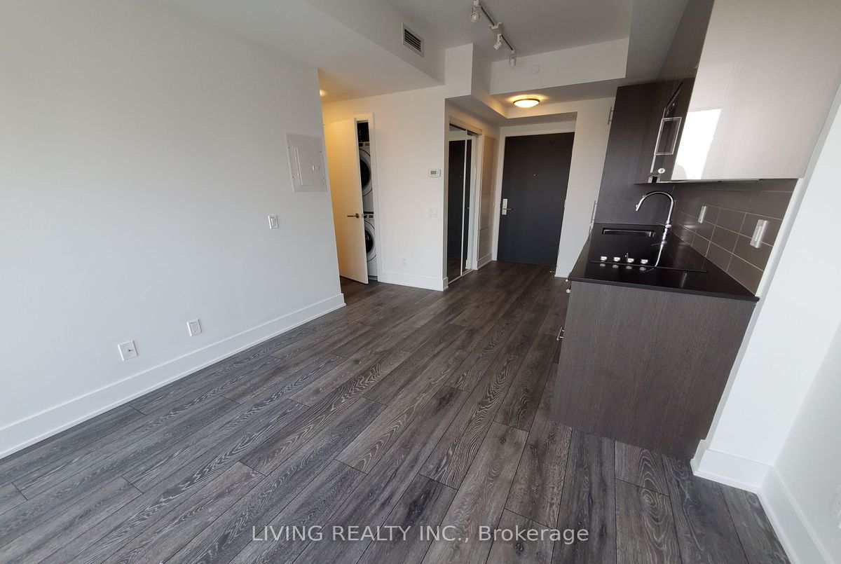 2111-403 Church Street 2111-403 Church Street Toronto C08