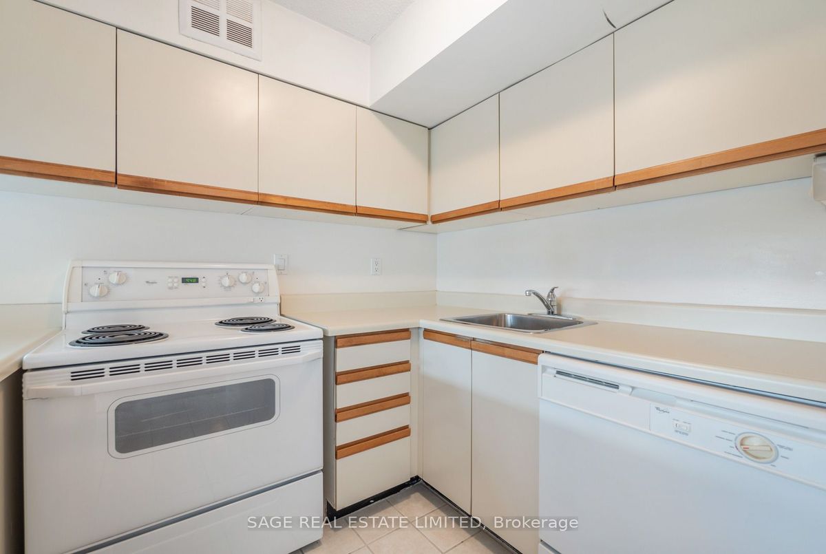 4D-86 Gerrard Street E 4D-86 Gerrard Street E Toronto C08