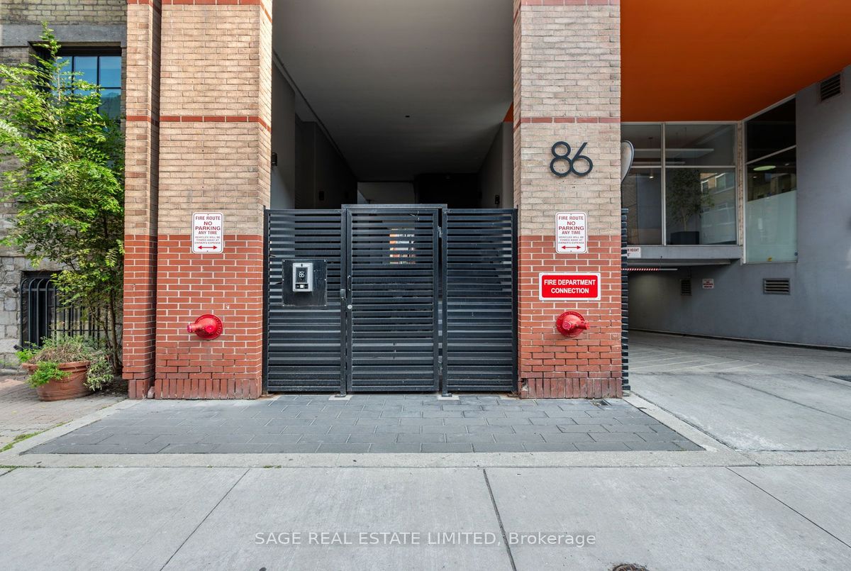 4D-86 Gerrard Street E 4D-86 Gerrard Street E Toronto C08