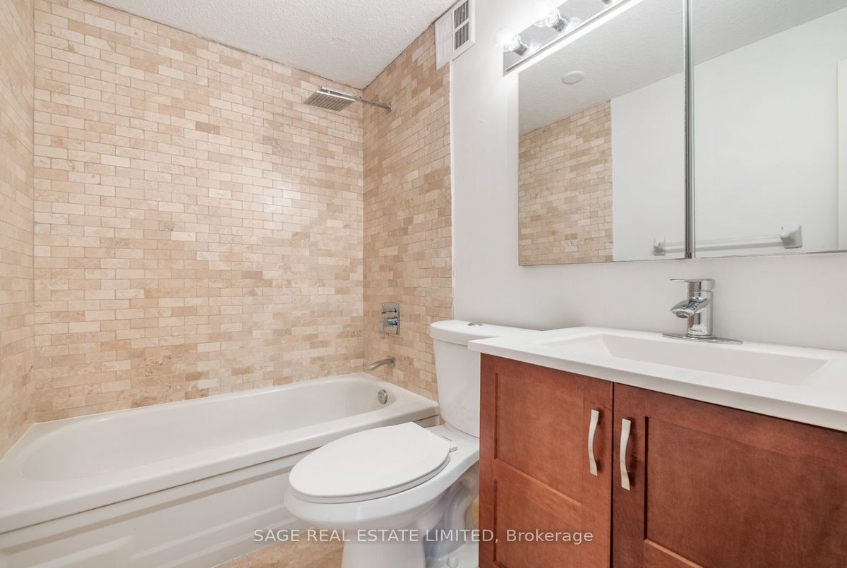 4D-86 Gerrard Street E 4D-86 Gerrard Street E Toronto C08