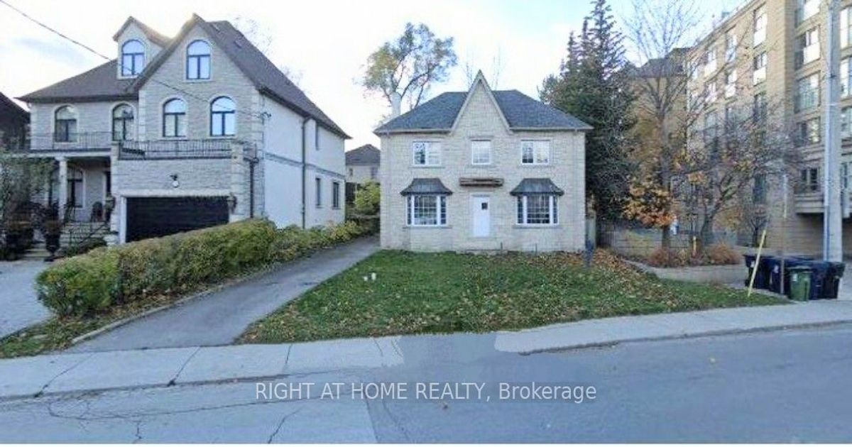 782 Spadina Road Toronto C03