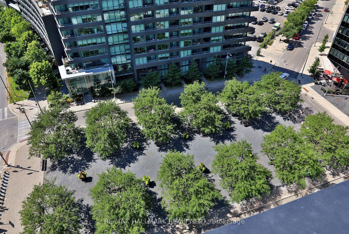 1310-170 Bayview Ave 1310-170 Bayview Ave Toronto