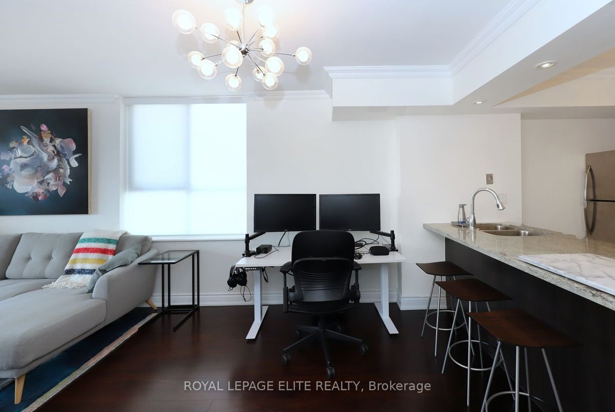 904-95 LOMBARD Street 904-95 LOMBARD Street Toronto C08