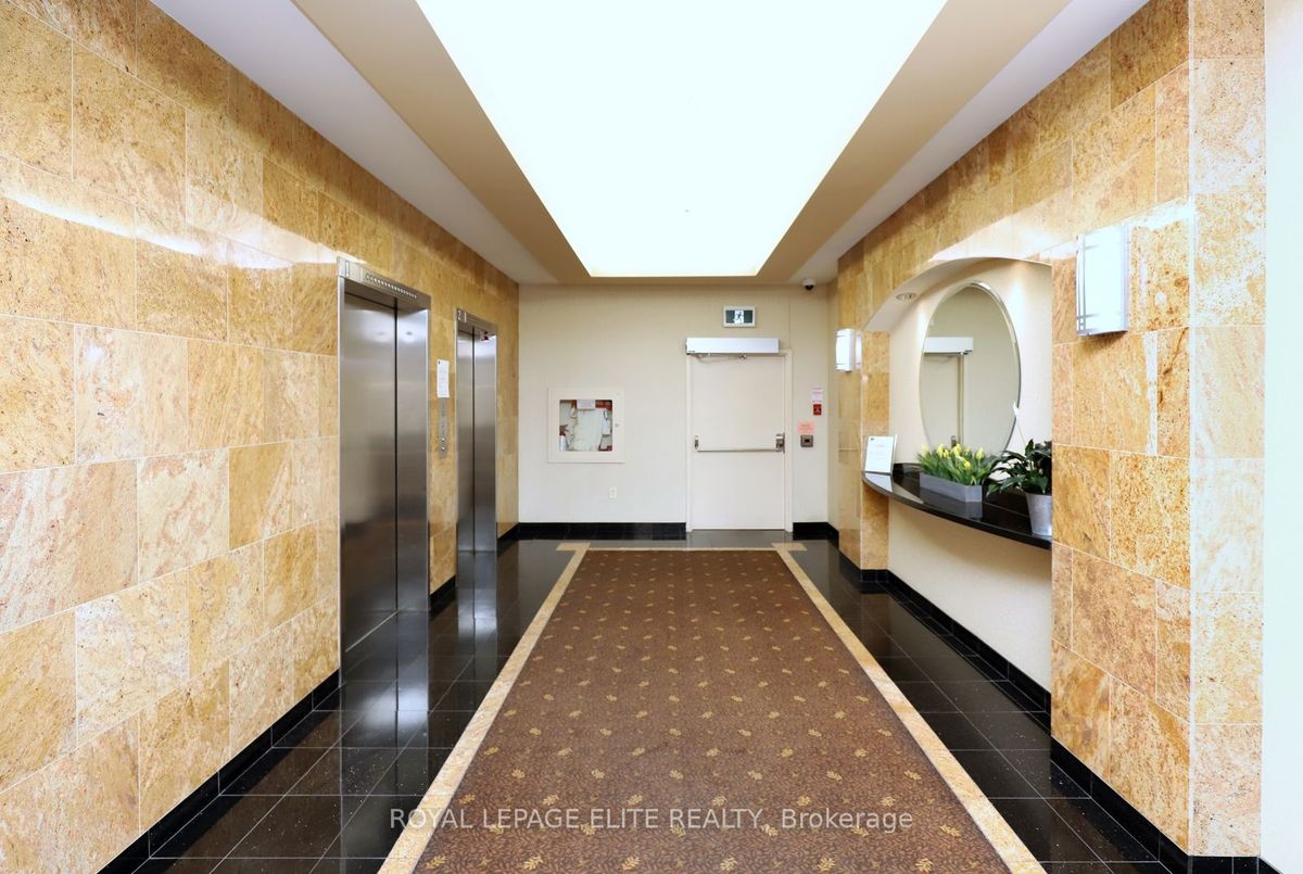 904-95 LOMBARD Street 904-95 LOMBARD Street Toronto C08