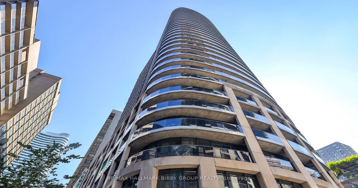 327-25 Carlton Street Toronto C08