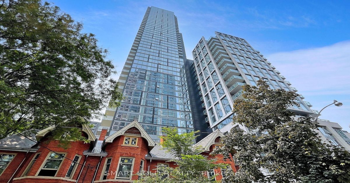 3510-3 Gloucester Street Toronto C08