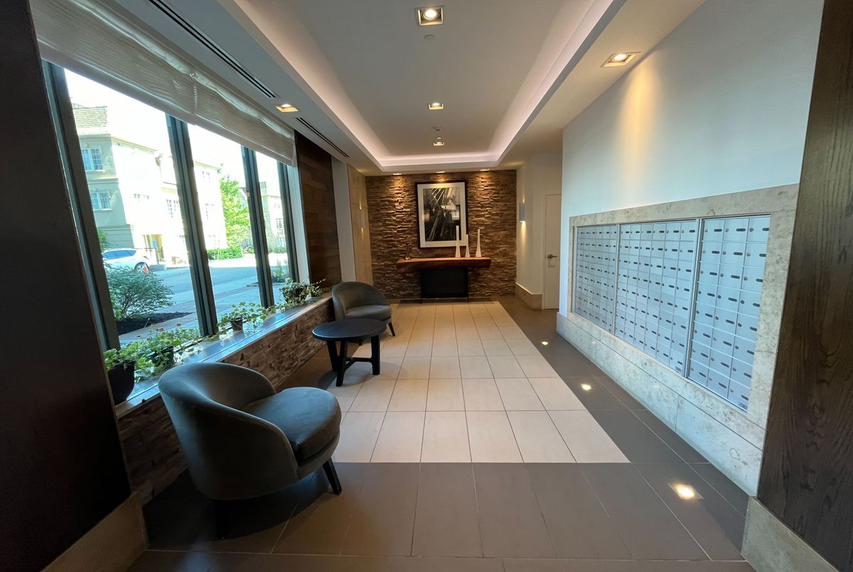 img-gallery