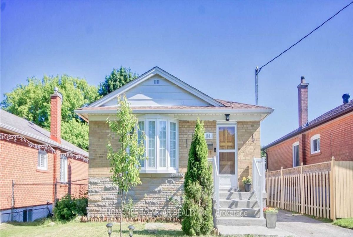 183 Sedgemount Drive 183 Sedgemount Drive Toronto E09