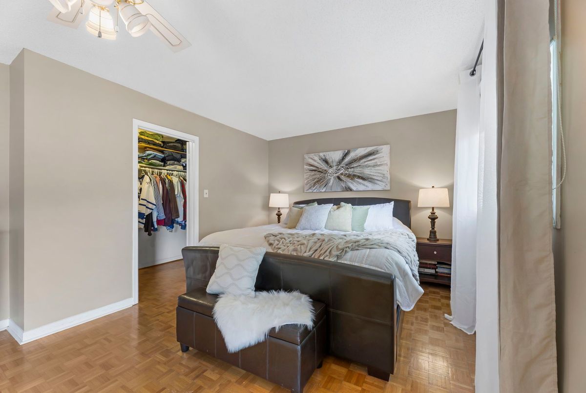 1586 Saugeen Drive 1586 Saugeen Drive Pickering