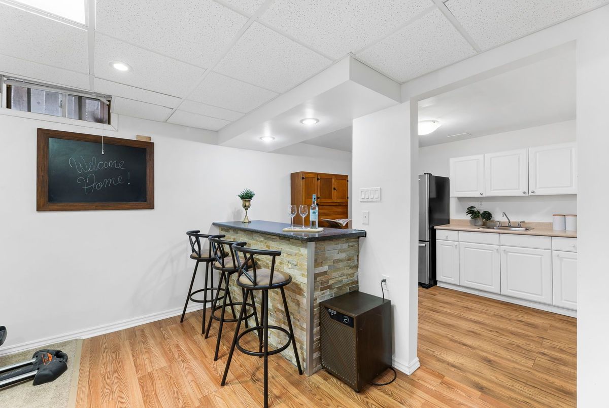 1586 Saugeen Drive 1586 Saugeen Drive Pickering