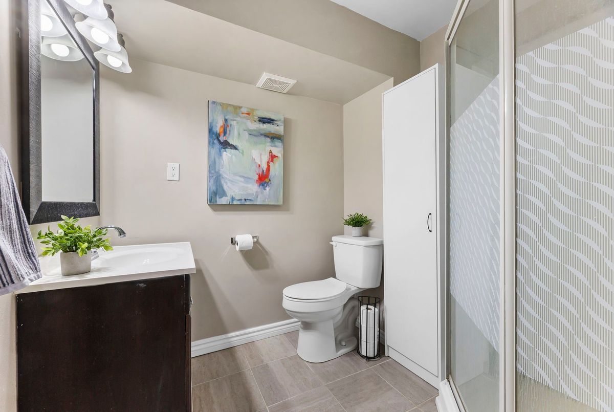 1586 Saugeen Drive 1586 Saugeen Drive Pickering