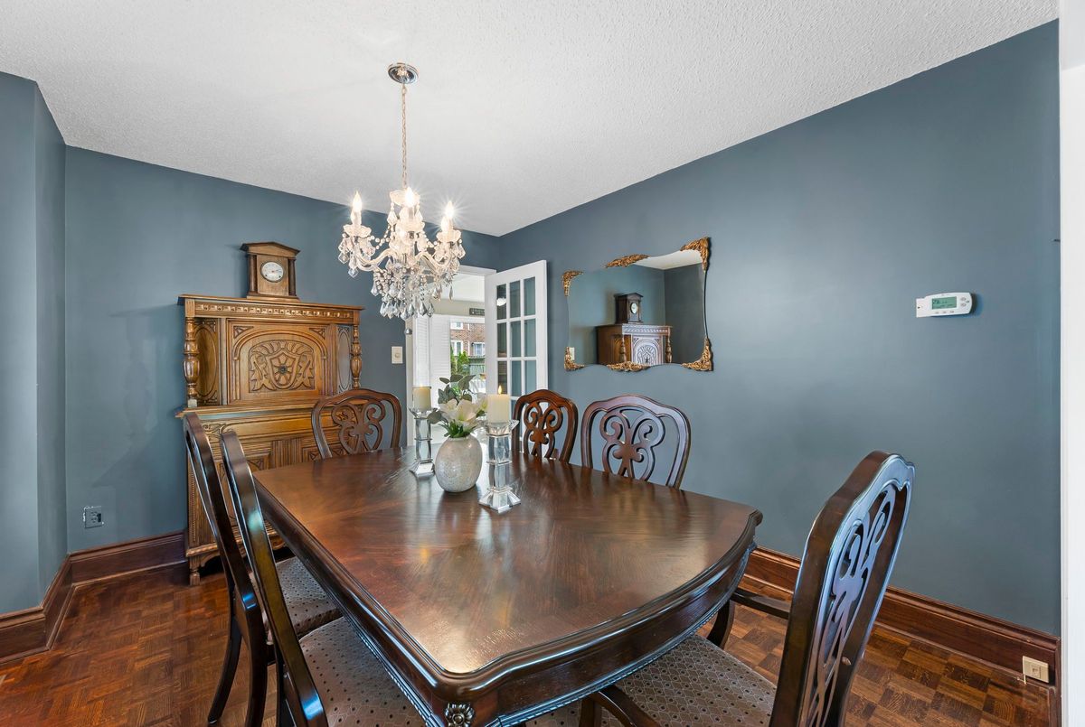 1586 Saugeen Drive 1586 Saugeen Drive Pickering