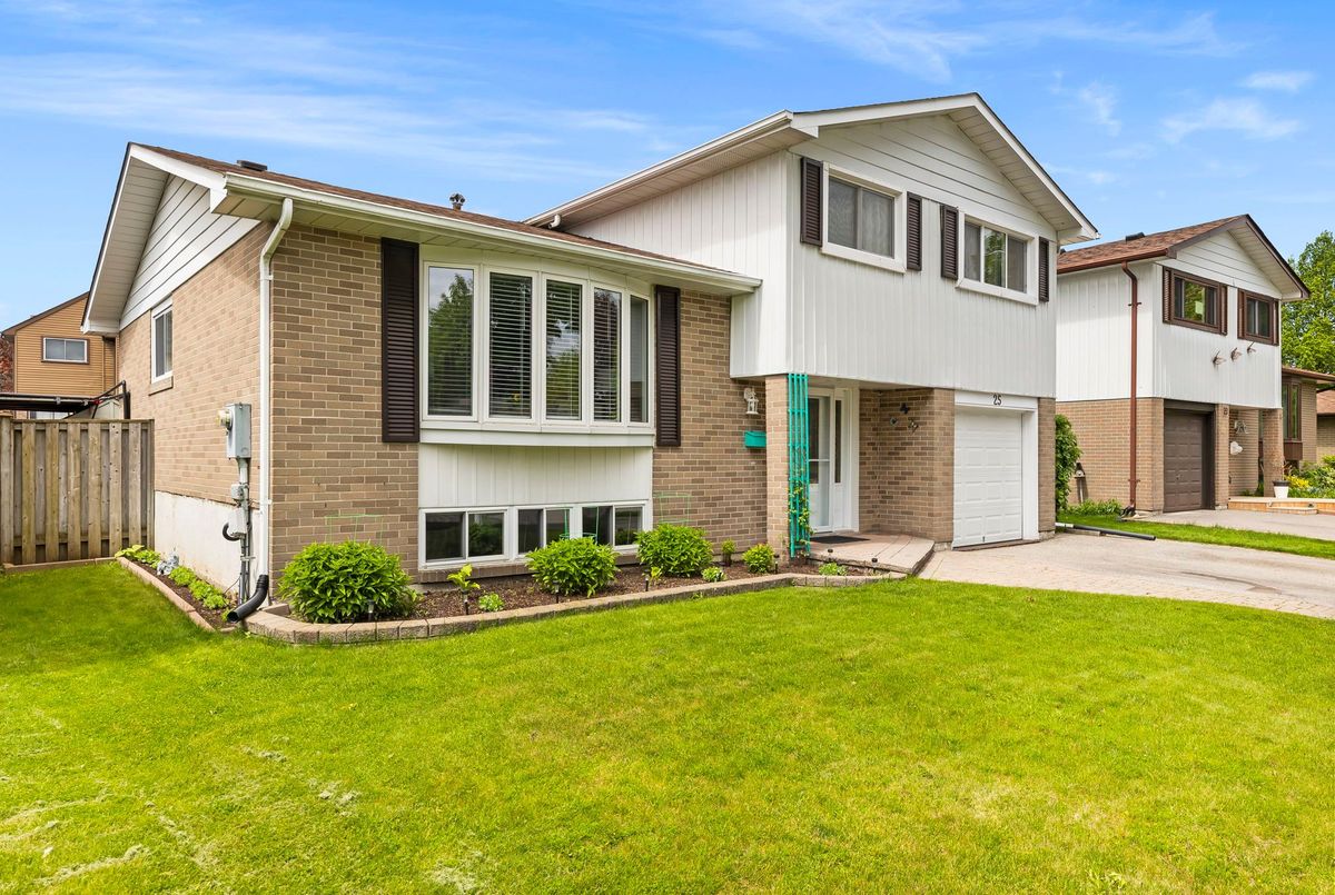 25 Cowling Crescent 25 Cowling Crescent Ajax