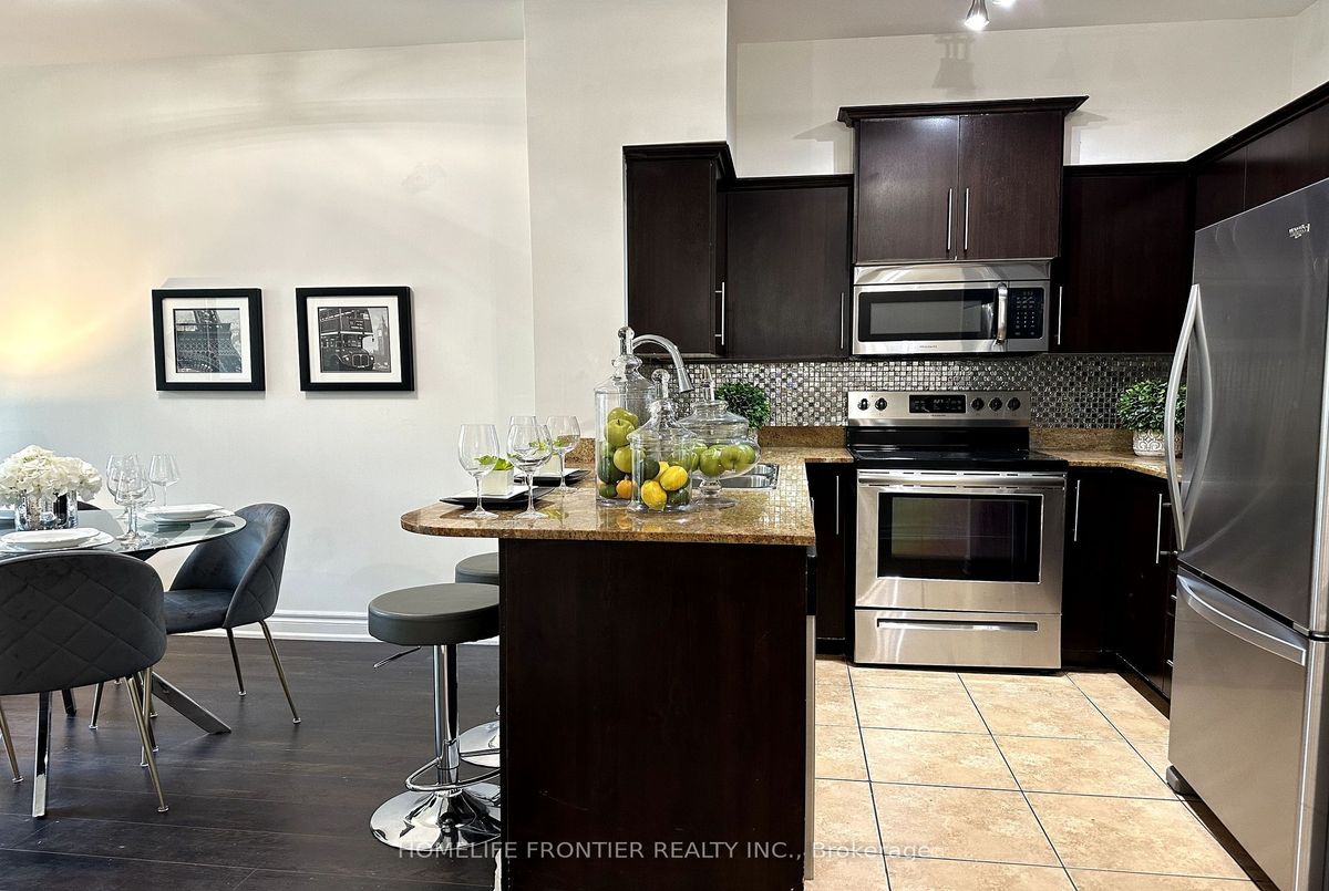B-6 Rosebank Drive B-6 Rosebank Drive Toronto E11