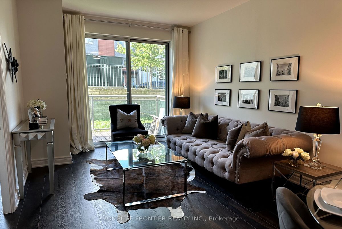 B-6 Rosebank Drive B-6 Rosebank Drive Toronto E11