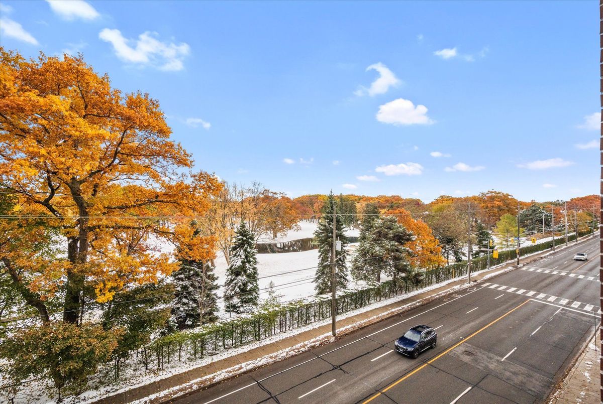 409-1350 Kingston Road 409-1350 Kingston Road Toronto E06