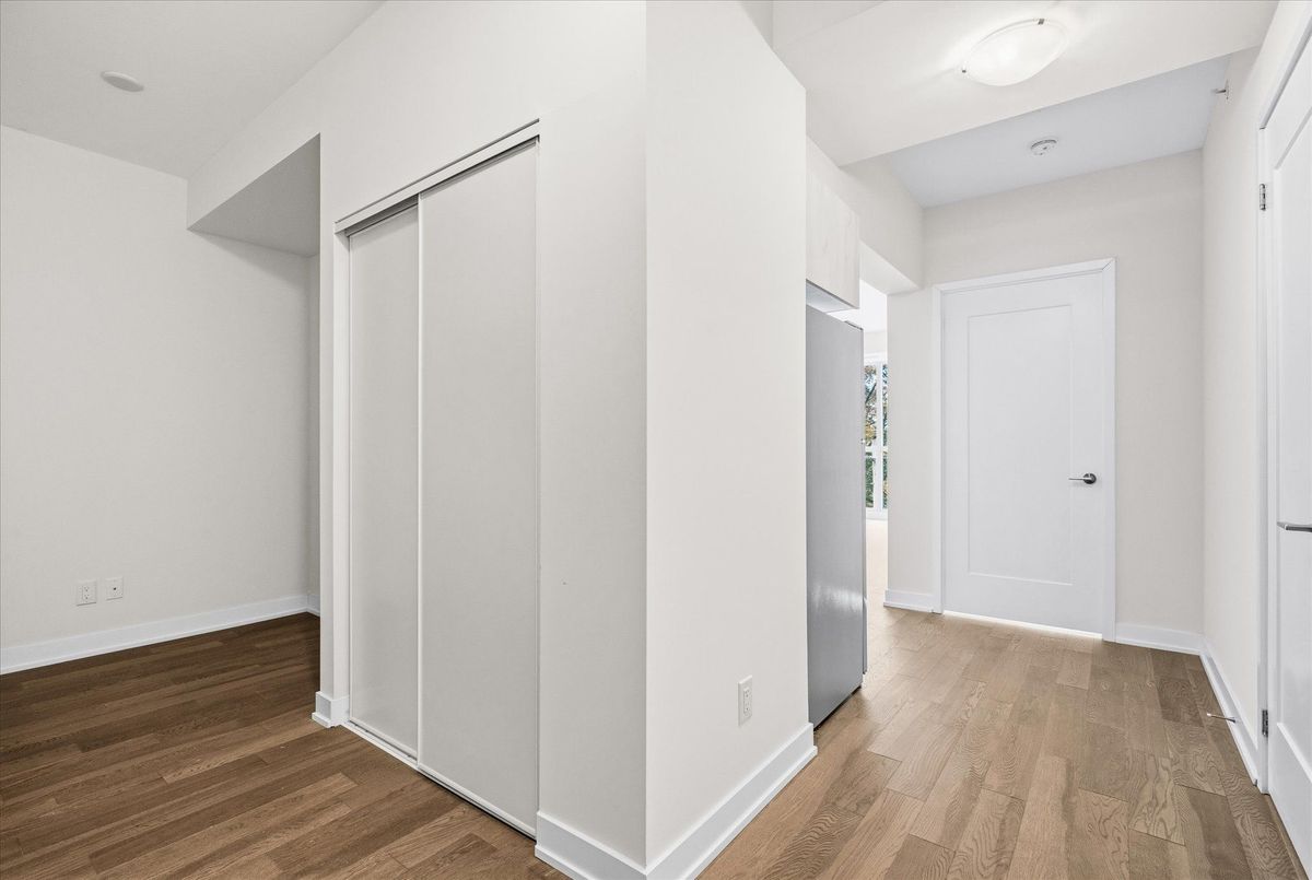 409-1350 Kingston Road 409-1350 Kingston Road Toronto E06