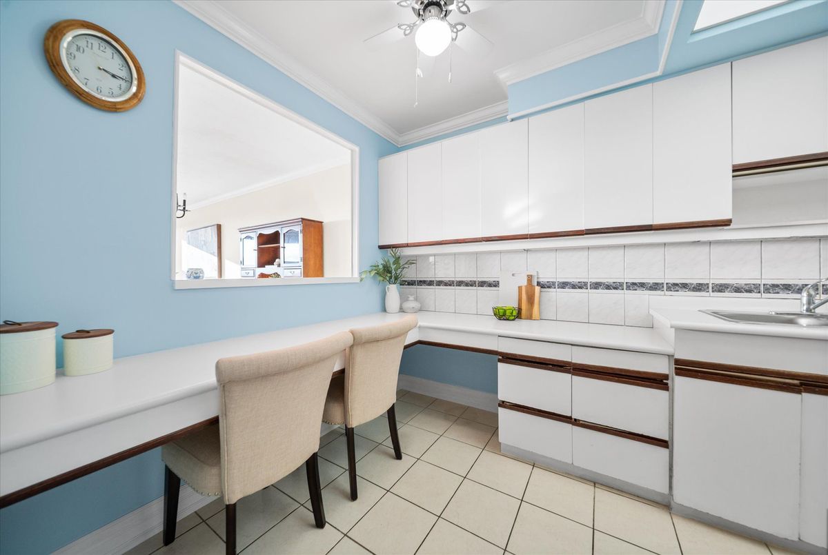1504-121 Ling Road 1504-121 Ling Road Toronto E10