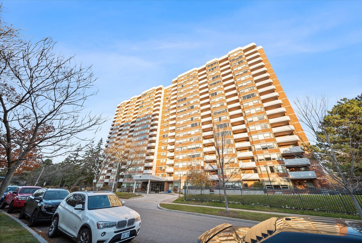 1504-121 Ling Road 1504-121 Ling Road Toronto E10