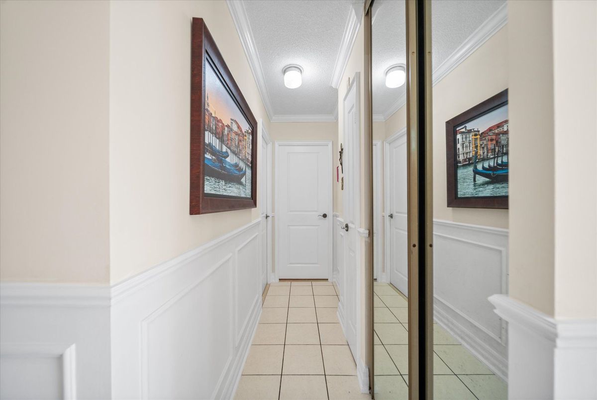 1504-121 Ling Road 1504-121 Ling Road Toronto E10