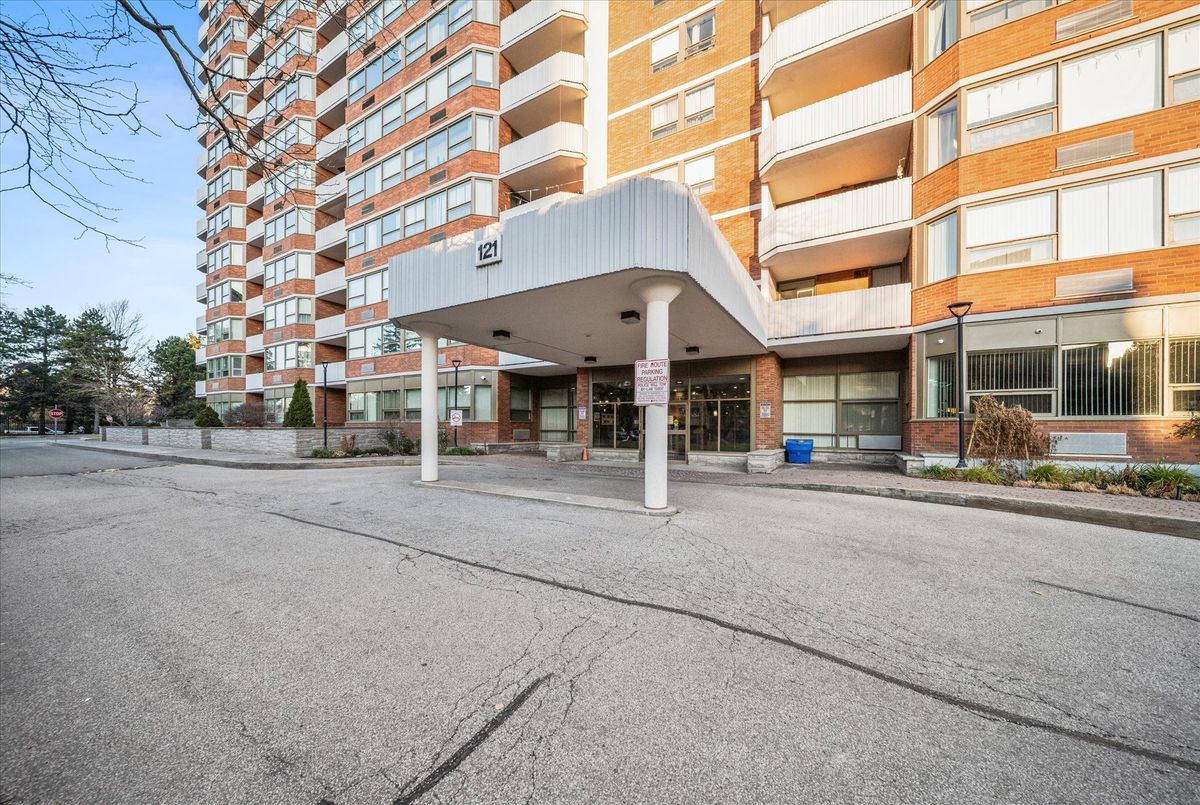 1504-121 Ling Road 1504-121 Ling Road Toronto E10