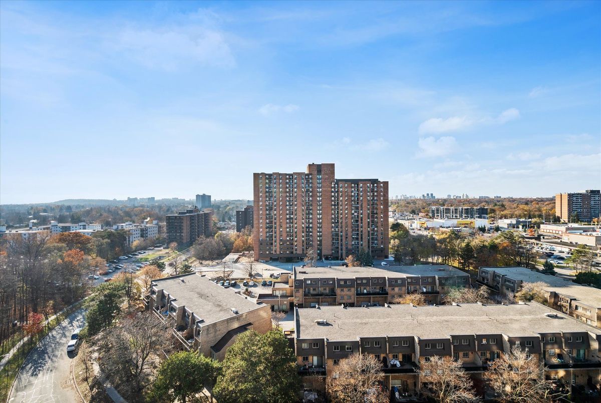 1504-121 Ling Road 1504-121 Ling Road Toronto E10