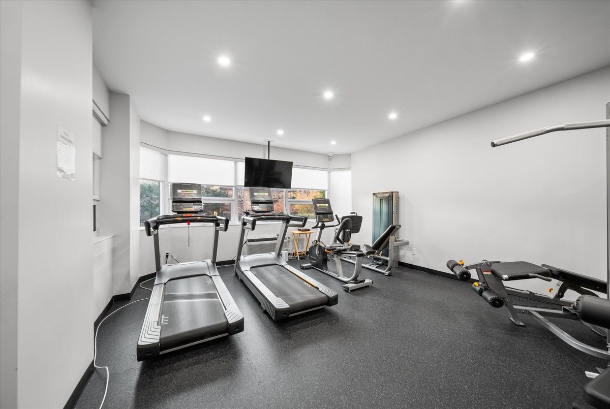 1504-121 Ling Road 1504-121 Ling Road Toronto E10
