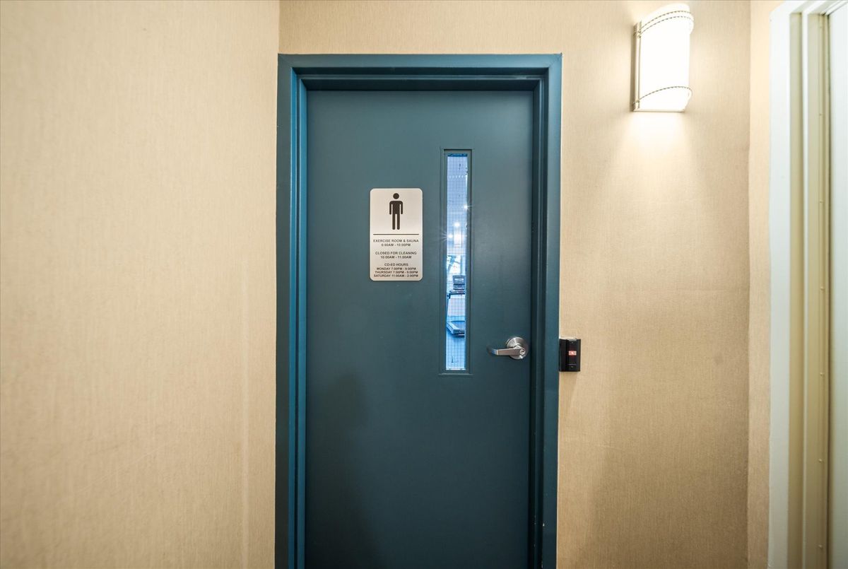1504-121 Ling Road 1504-121 Ling Road Toronto E10