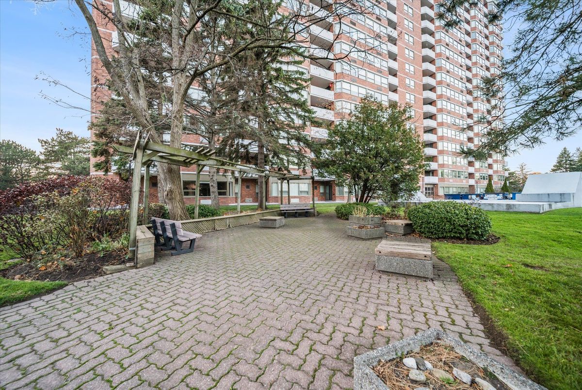 1504-121 Ling Road 1504-121 Ling Road Toronto E10