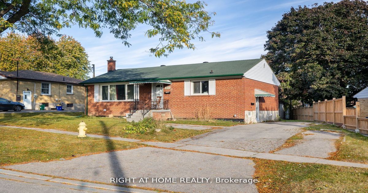 322 Jasper Avenue Oshawa