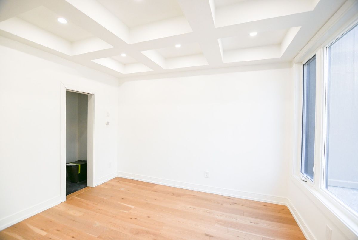 img-gallery