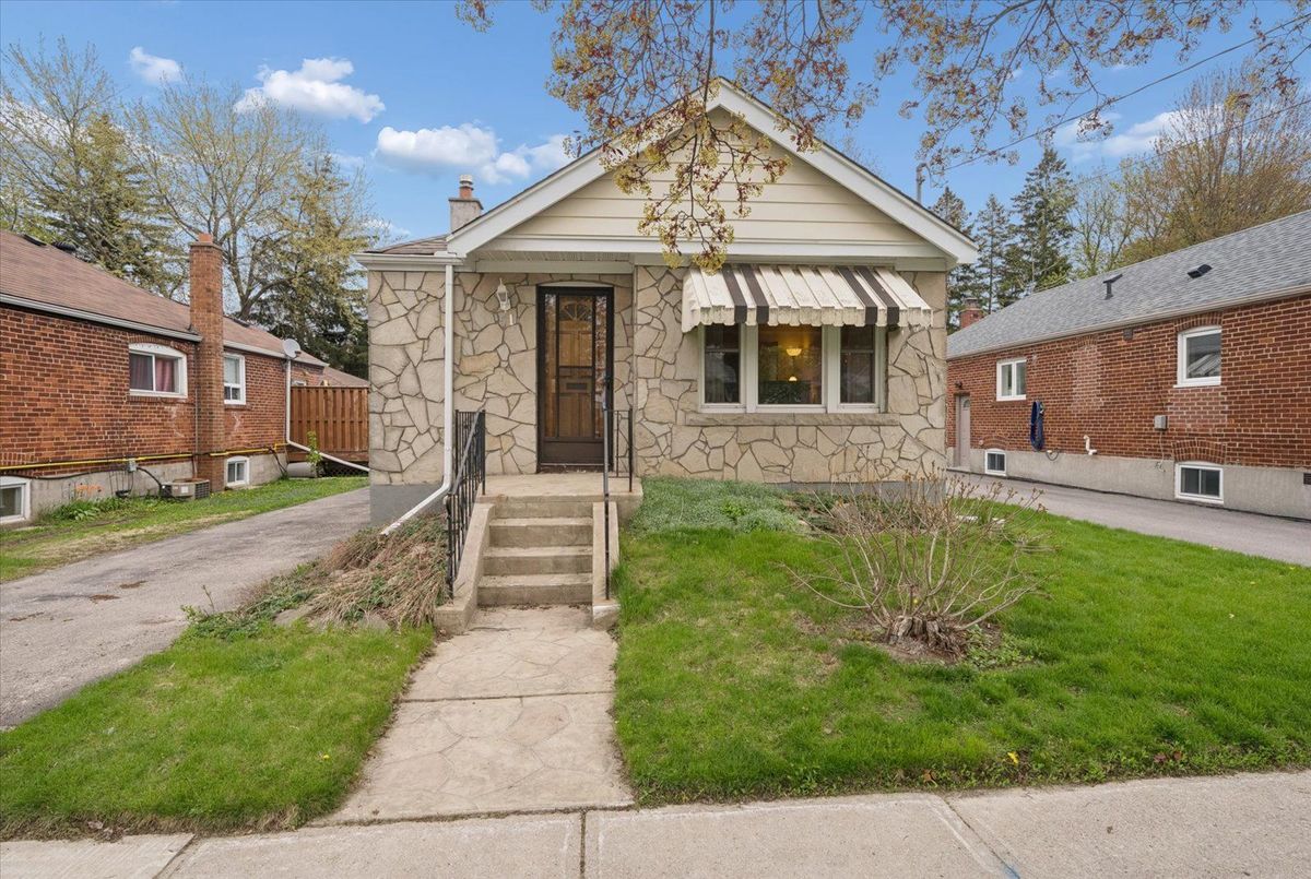 51 Bertha Avenue 51 Bertha Avenue Toronto E04