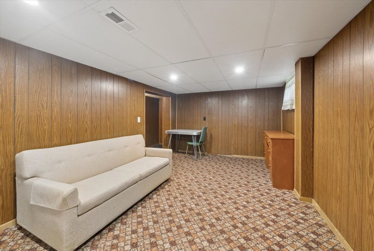 51 Bertha Avenue 51 Bertha Avenue Toronto E04