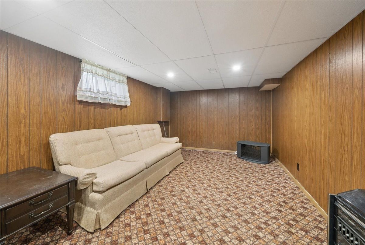 51 Bertha Avenue 51 Bertha Avenue Toronto E04