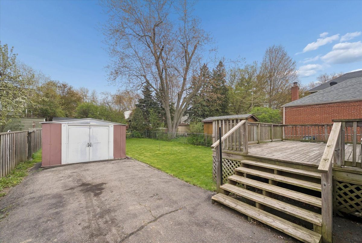 51 Bertha Avenue 51 Bertha Avenue Toronto E04