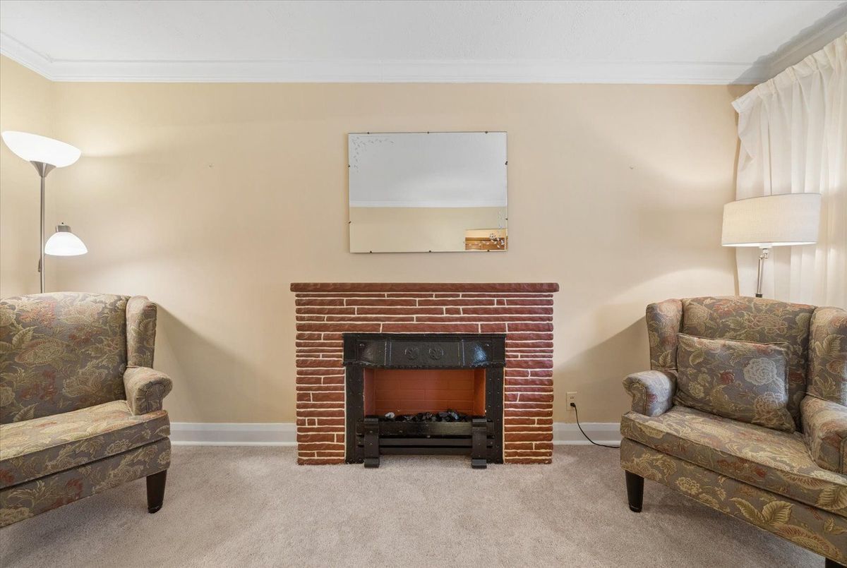 51 Bertha Avenue 51 Bertha Avenue Toronto E04