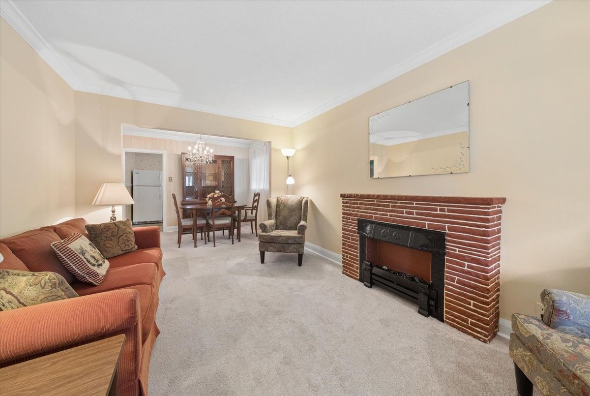 51 Bertha Avenue 51 Bertha Avenue Toronto E04