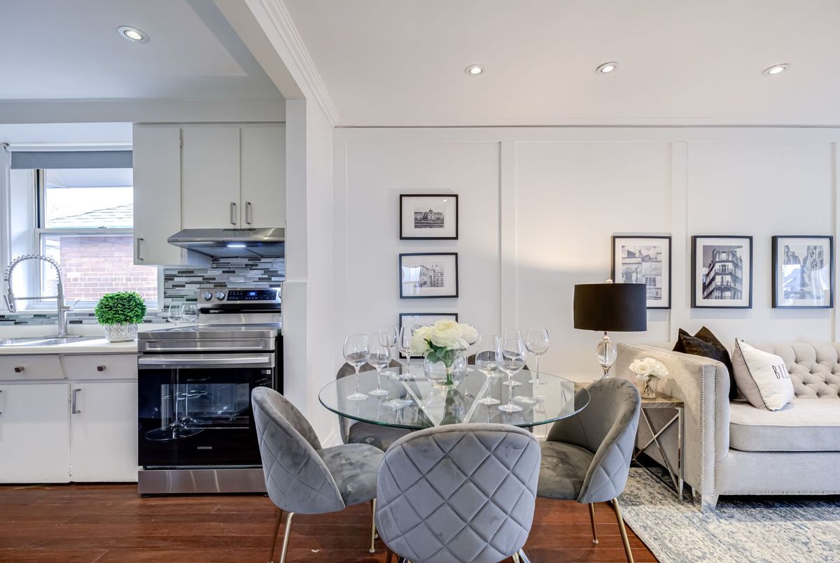 1105 Greenwood Avenue 1105 Greenwood Avenue Toronto E03