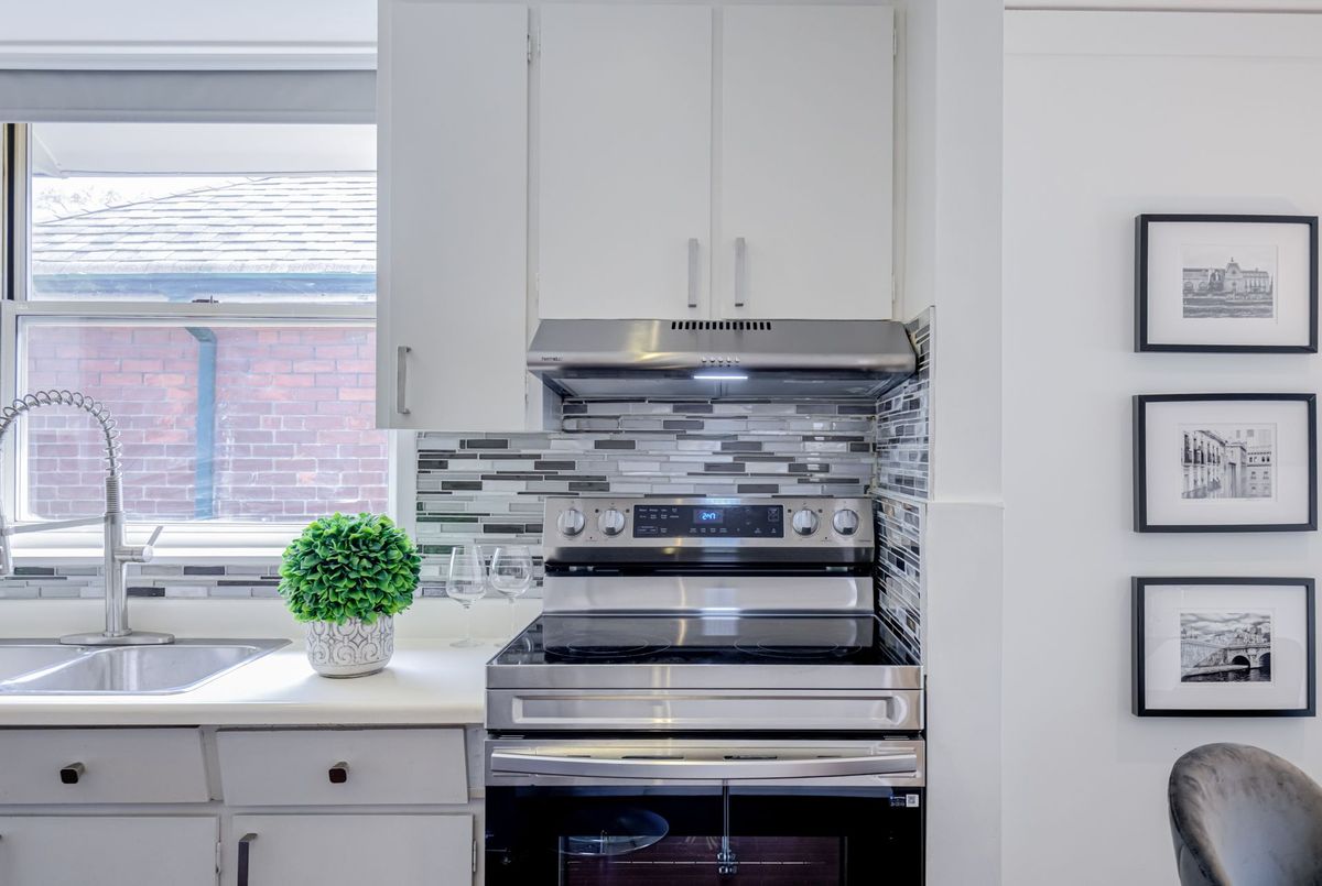 1105 Greenwood Avenue 1105 Greenwood Avenue Toronto E03