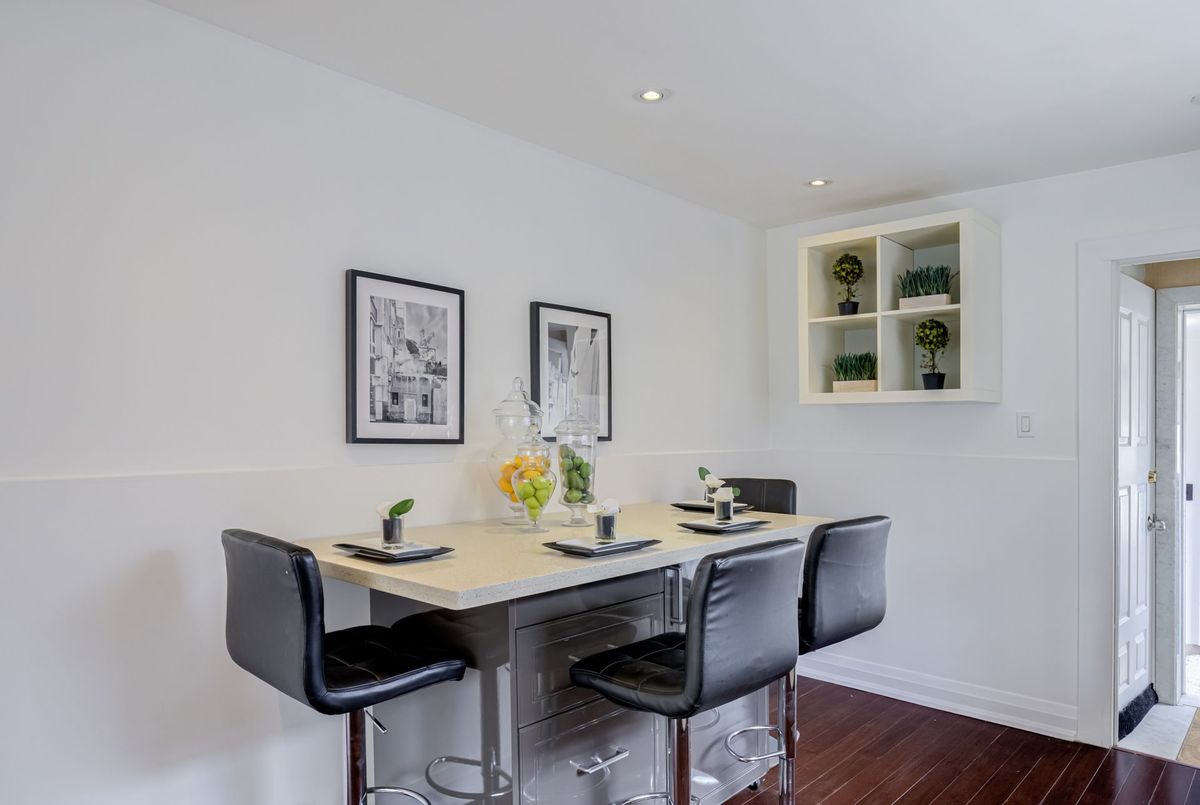 1105 Greenwood Avenue 1105 Greenwood Avenue Toronto E03