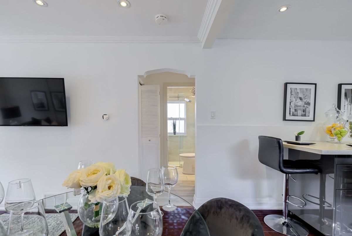 1105 Greenwood Avenue 1105 Greenwood Avenue Toronto E03