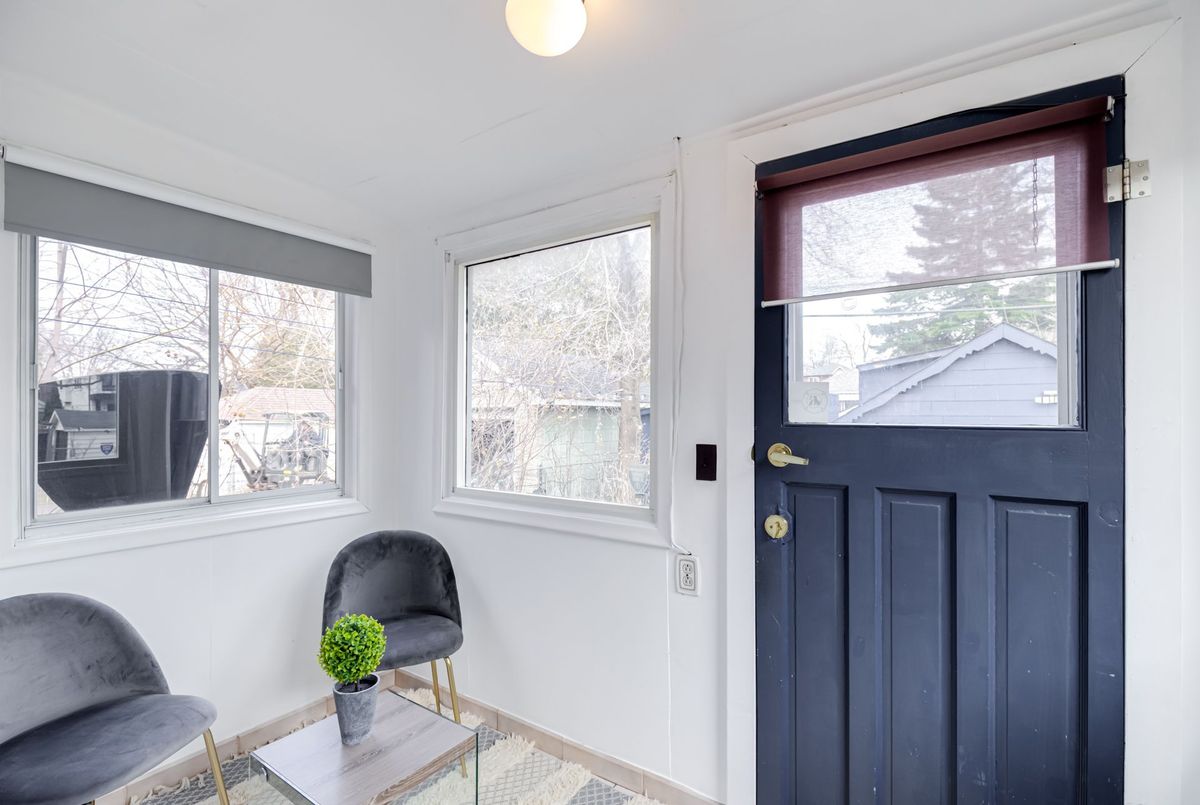 1105 Greenwood Avenue 1105 Greenwood Avenue Toronto E03